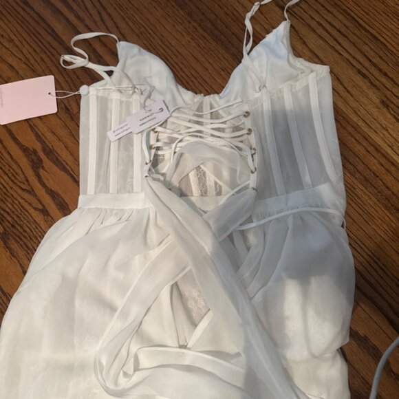 NWT V. Chapman Carmen Gown  NWT - Picture 3 of 11